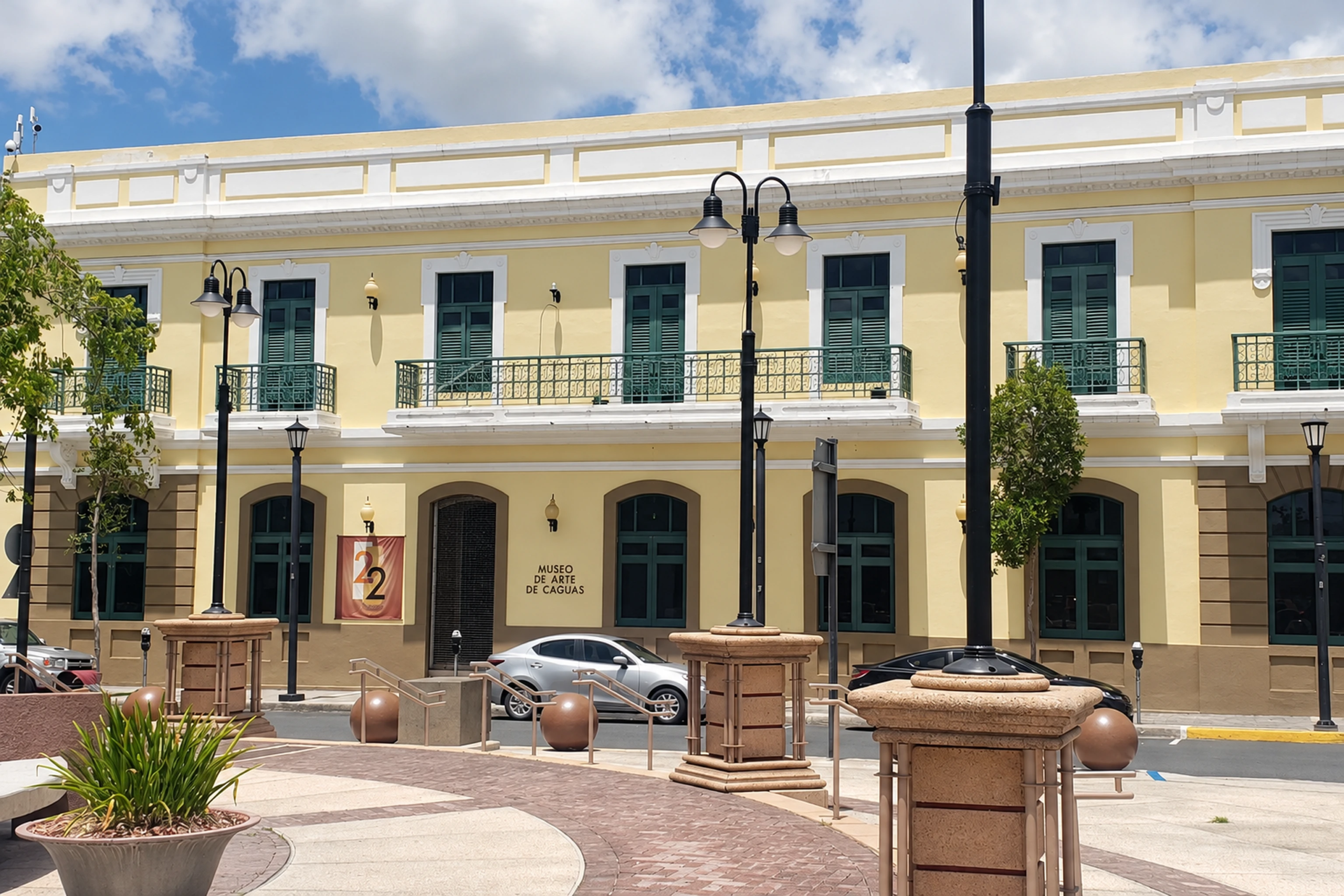 Historic Museo de Arte de Caguas facade and entrance.